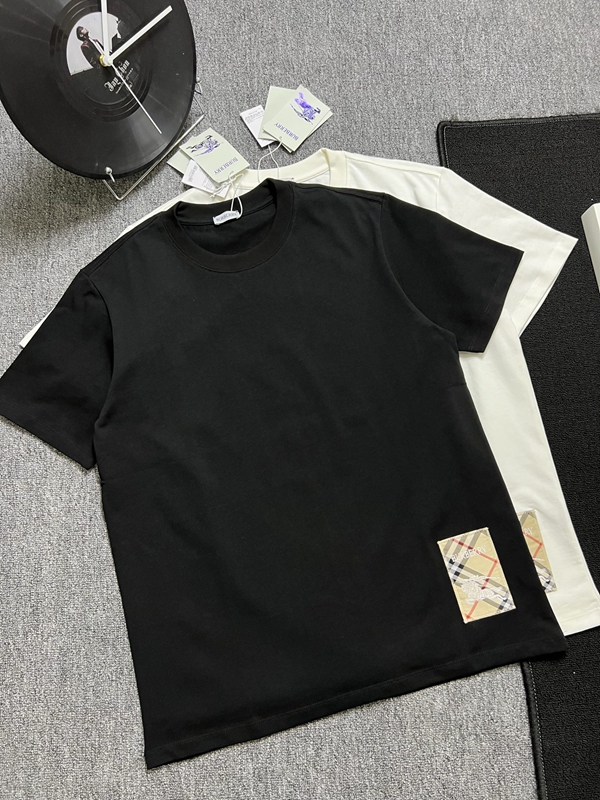 ブランドTシャツ背面デザイン